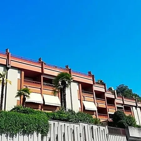 Panorama *
